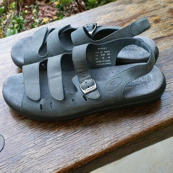 Propet  bluish gray sandals Sz 8.5 - Picture 1 of 7